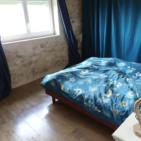 Roquevaquiere - Ancienne Grange Renovee - Autonome Guest house *